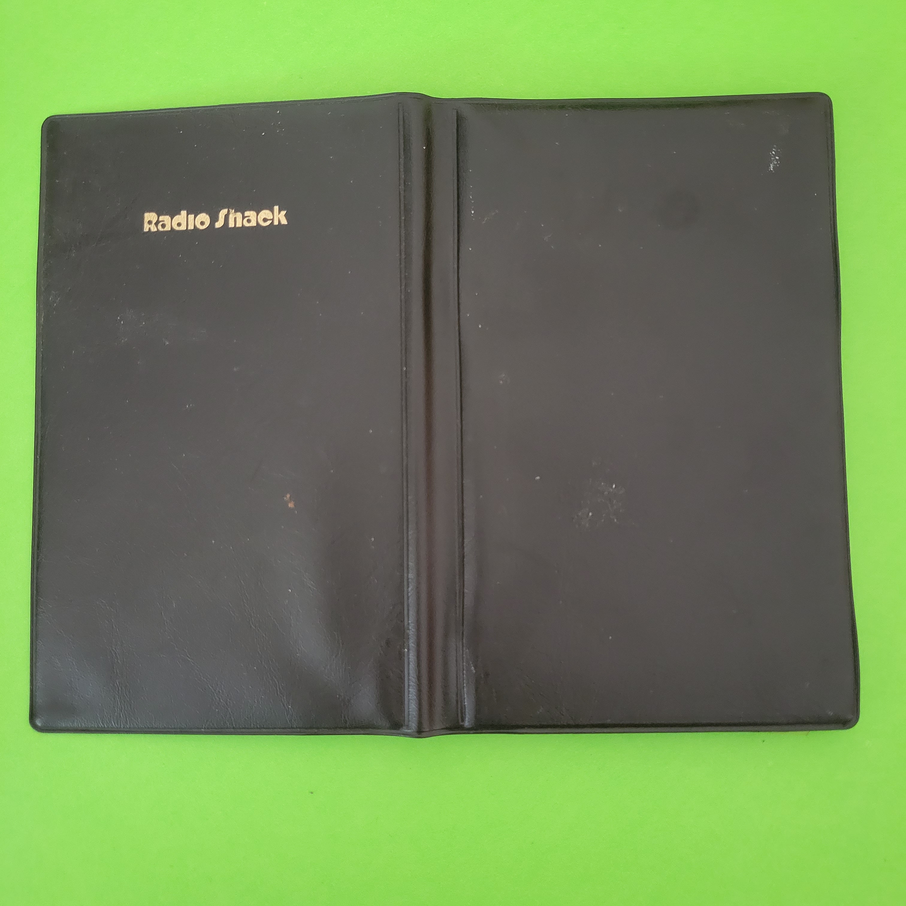 An image of the case of a Radio Shack EC-4017 Scientific/Engineering calculator